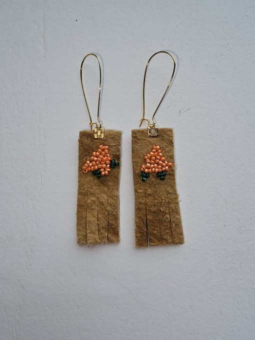Moosehide (Home Tanned) Fringe Beaded Akpiit - Image 2