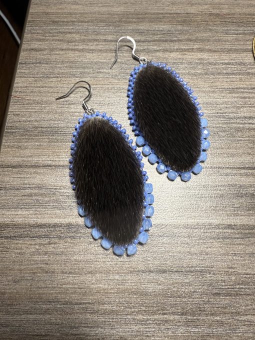 Harp Oval Seal Earrings