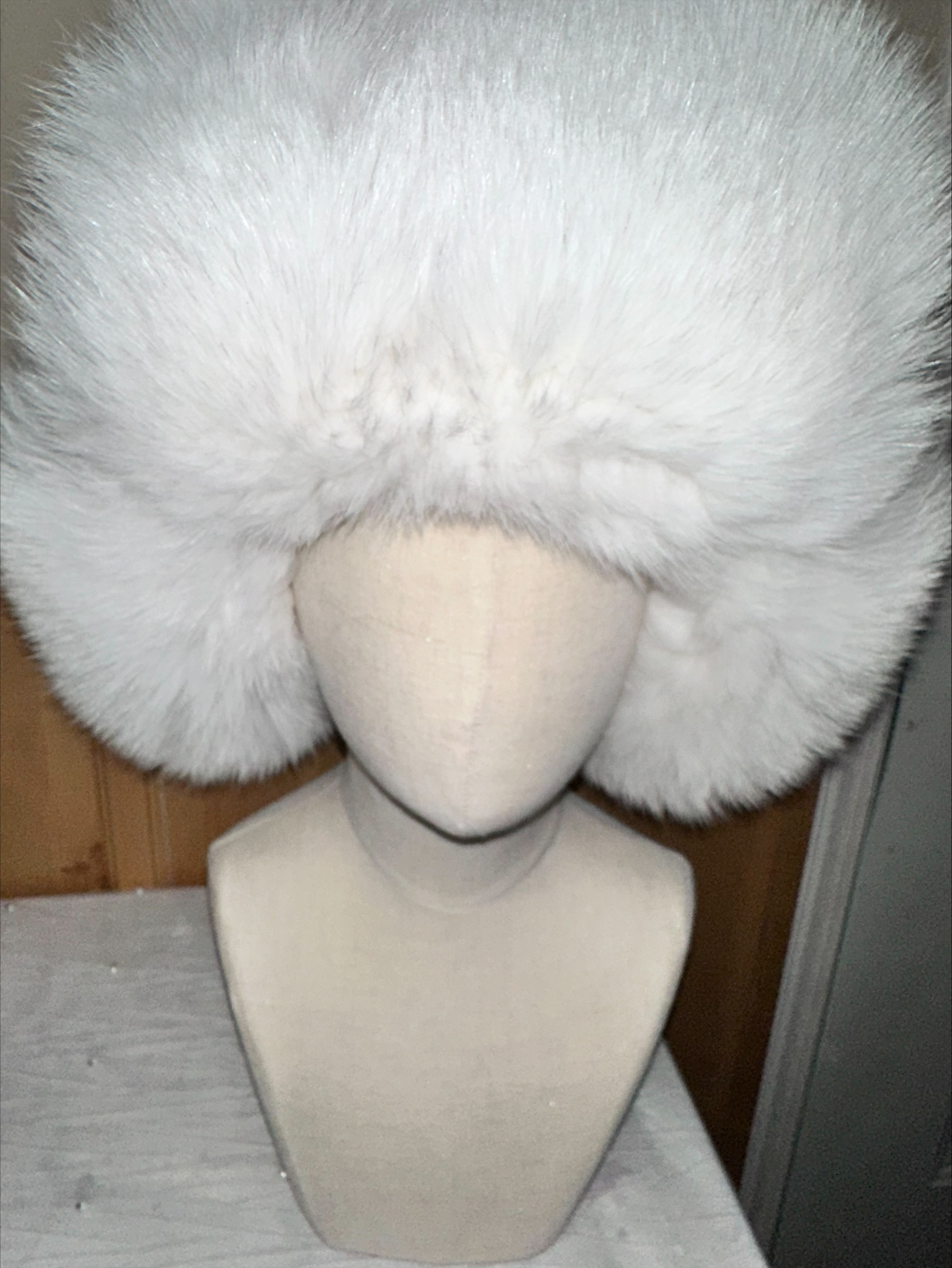 Harp Sealskin and Natural White Fox Fur Trapper Hat - Image 2