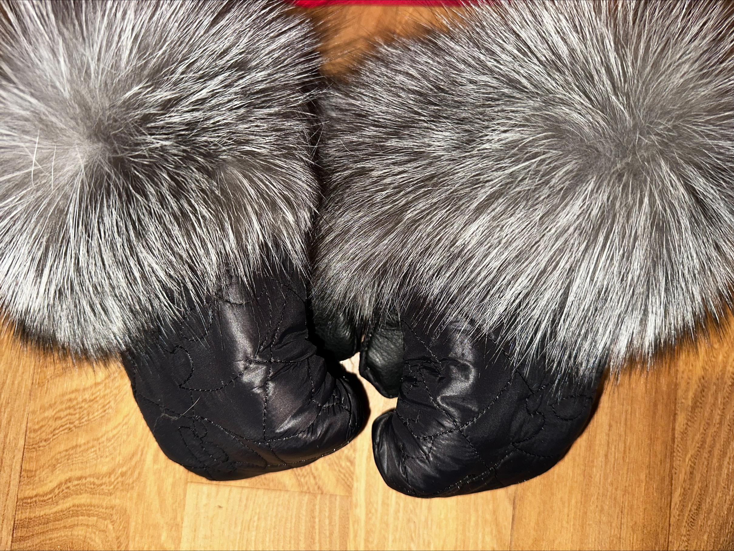 Ulu Print Hollofil and RadianTex Women’s Mitts