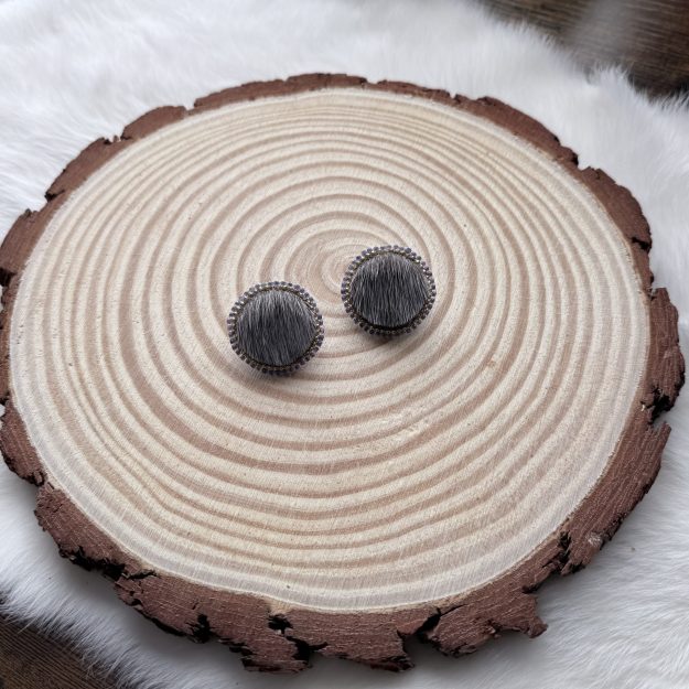Sealskin Studs